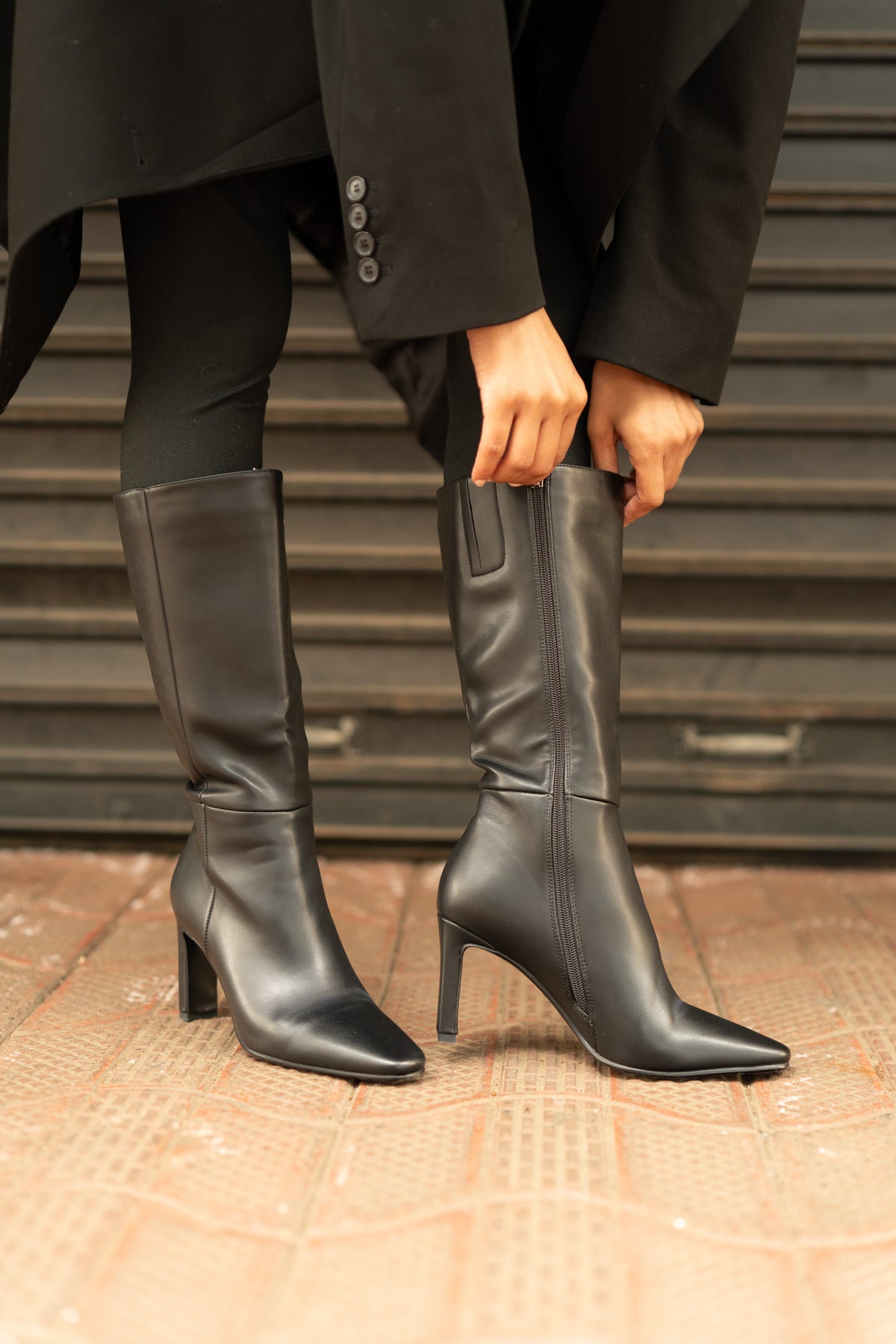 Noir Long Boot