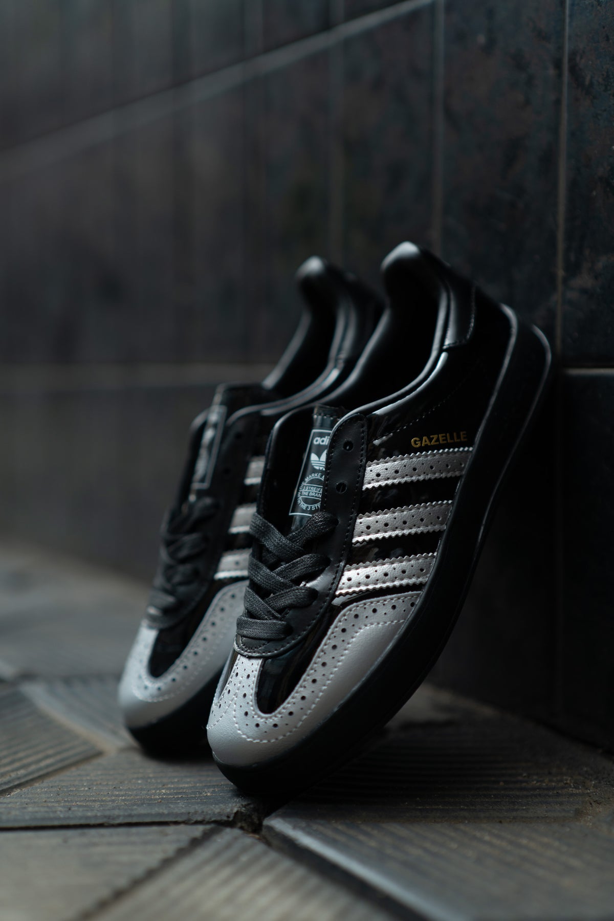 Retro District Sneaker
